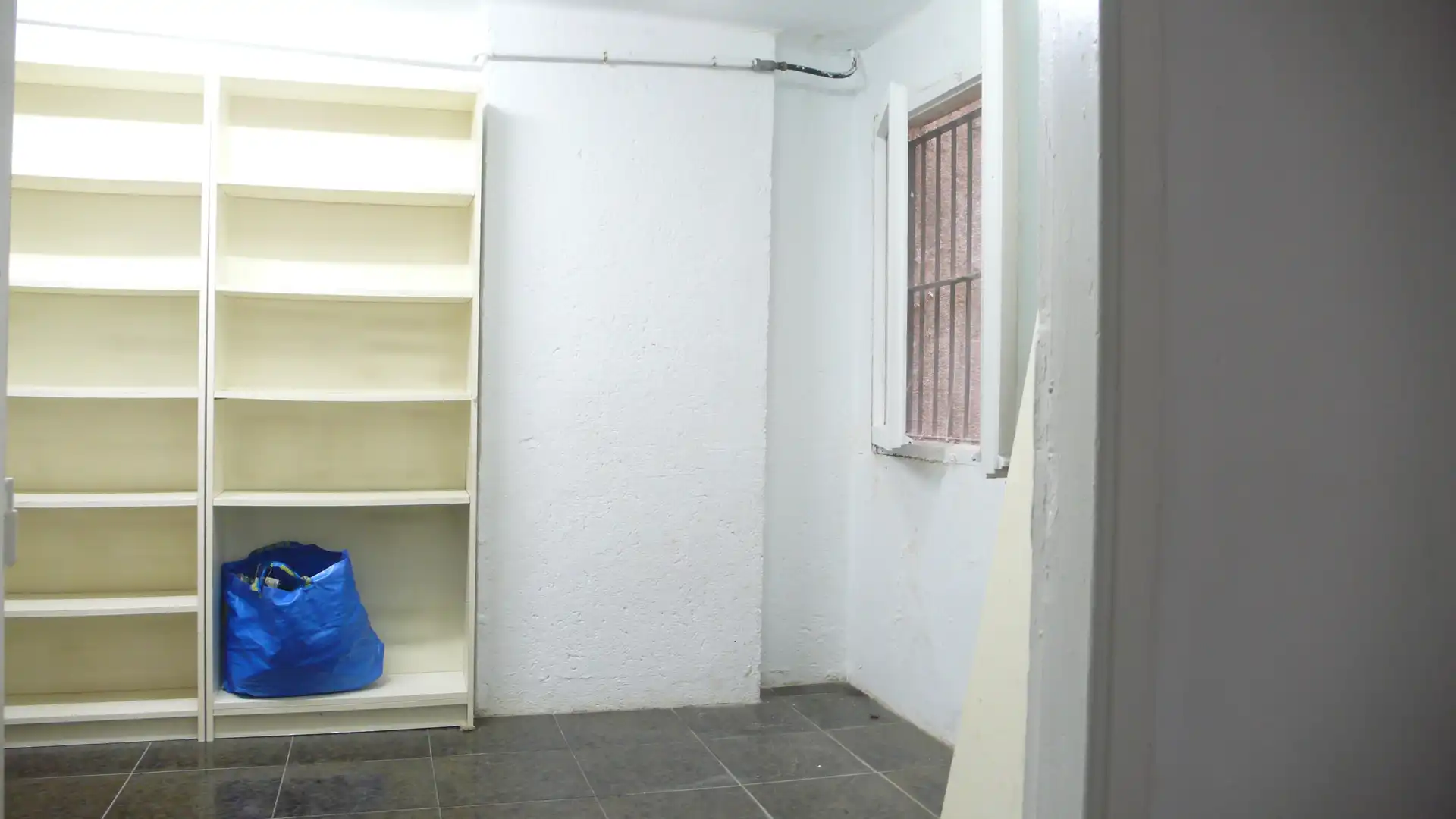 Local comercial en venda a Carrer de Galileu, imagen 8