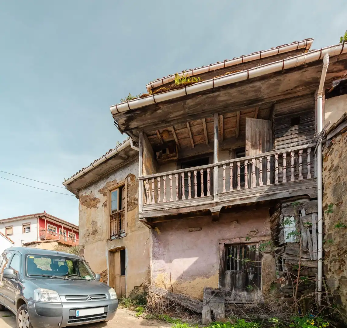 Vista exterior de Casa o xalet en venda en Riosa amb Jardí privat
