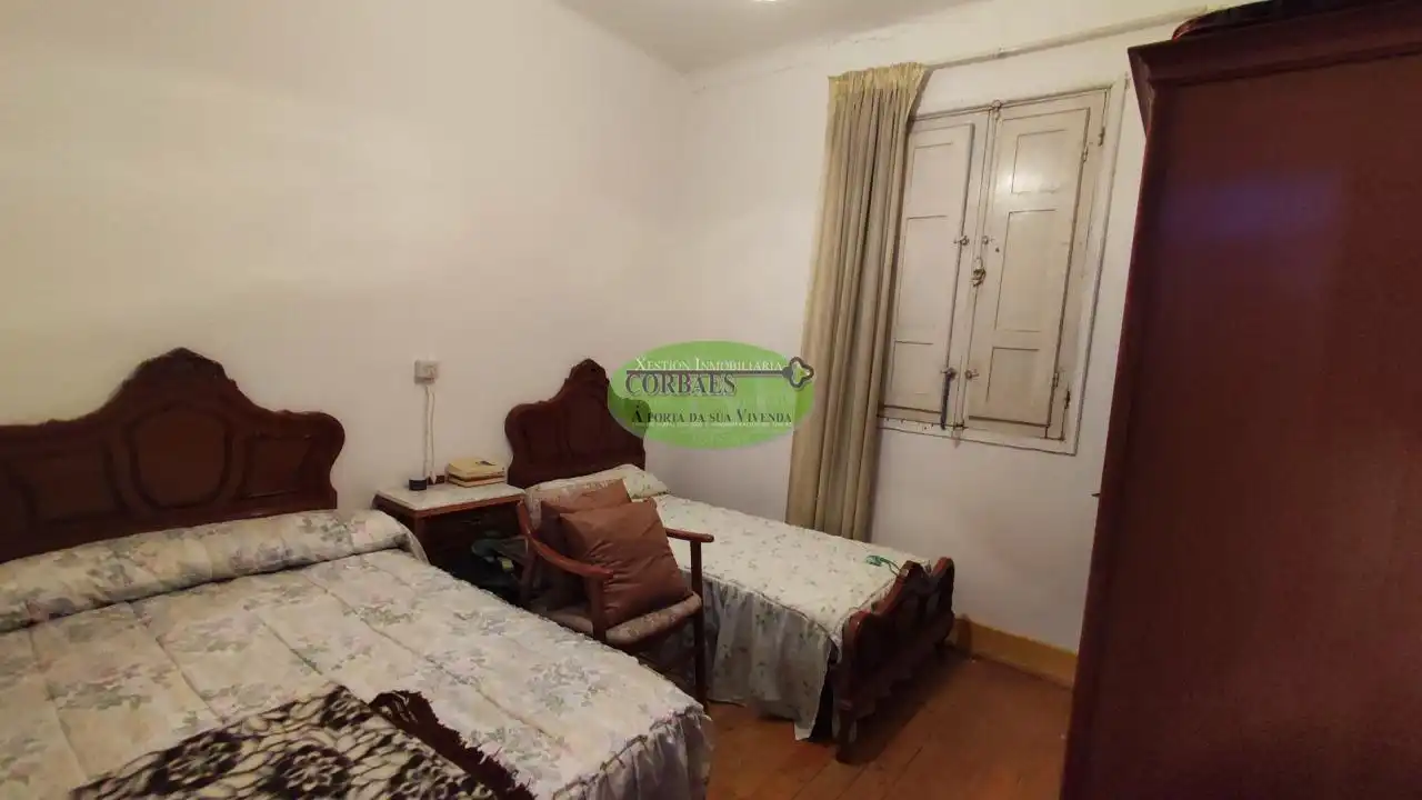 Habitación de Edificio en venta en Ourense Capital 