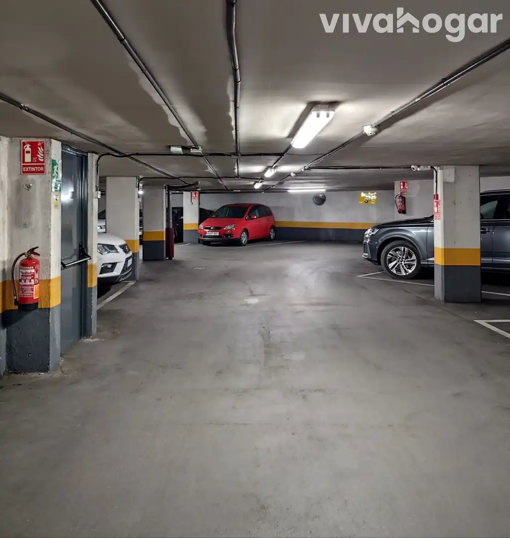 Parkplatz von Garage zum Verkauf in Madrid