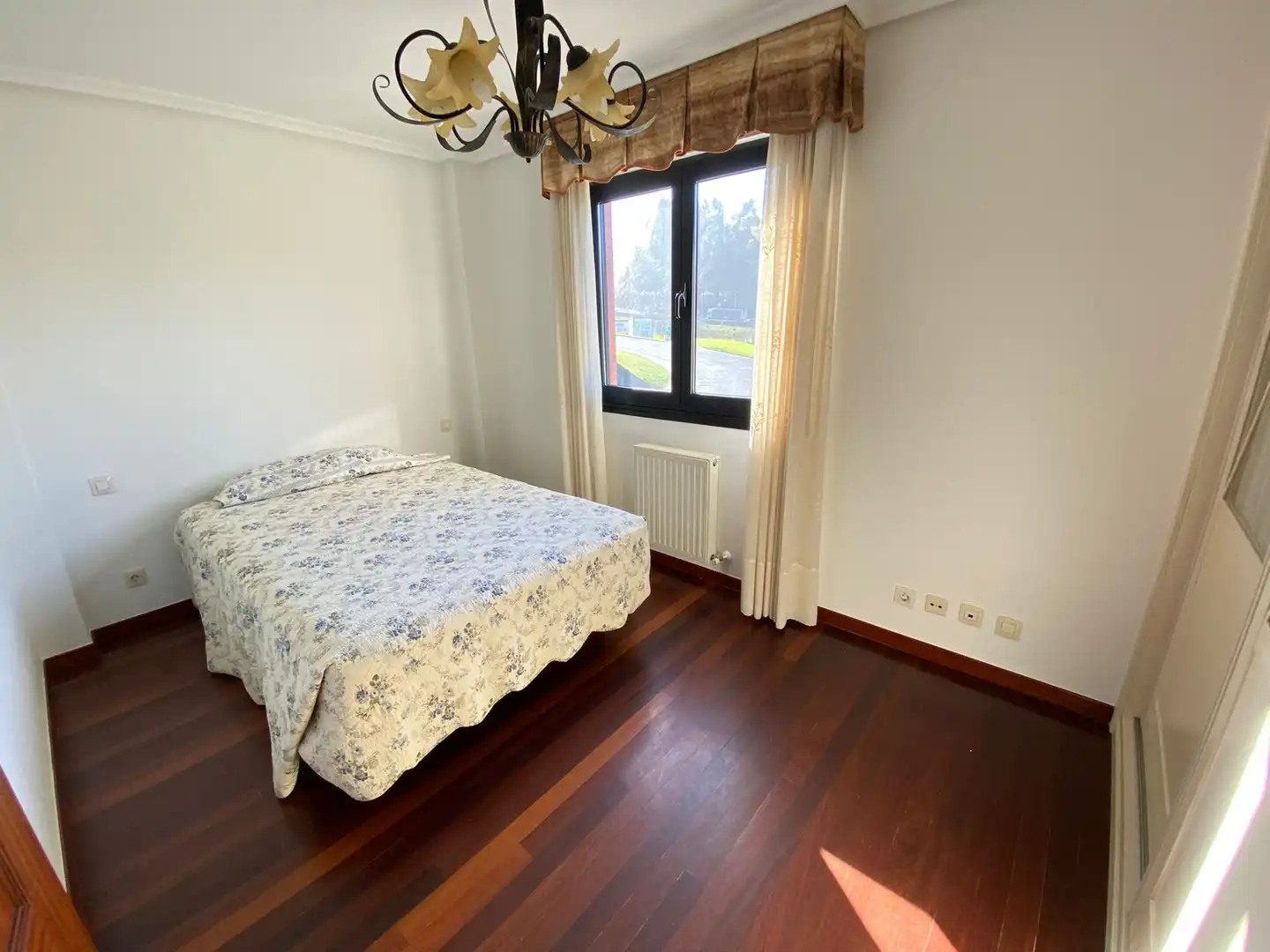 Habitación de Piso en venta en Castro-Urdiales con Calefacción, Jardín privado y Parquet