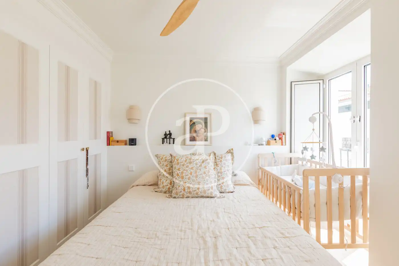 Bedroom of Flat for sale in Madrid  with Air Conditioner, Heating and Storage room