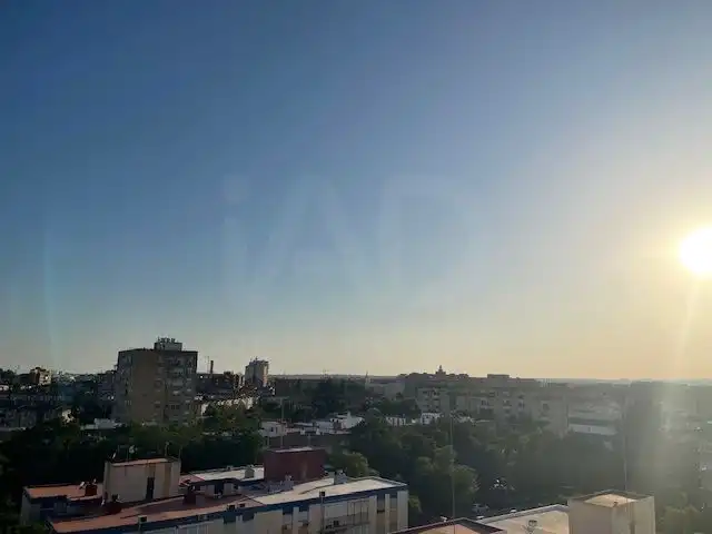 Vista exterior de Pis en venda en Sevilla amb Aire condicionat i Terrassa
