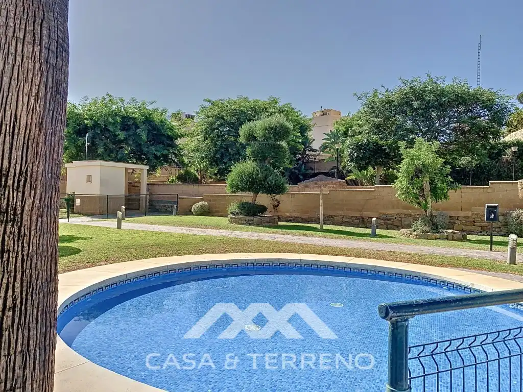 Adossat amb piscina en venda a Calle Celestina, imagen 44