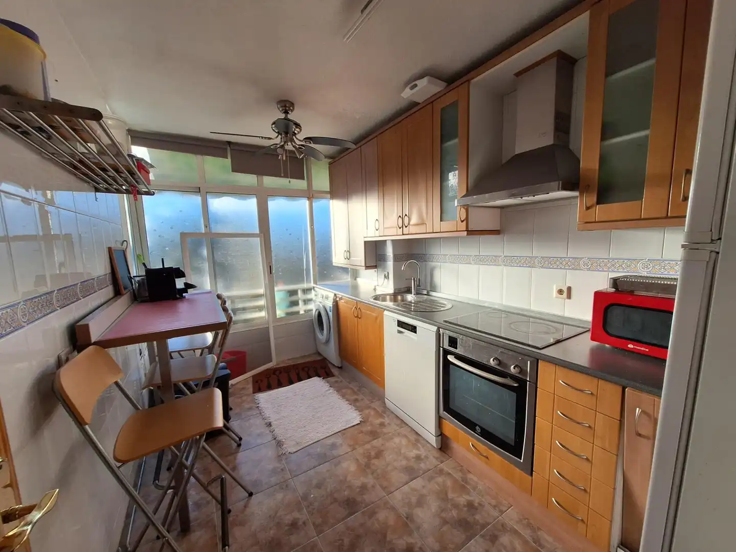 Cuina de Pis en venda en Alicante / Alacant amb Aire condicionat, Jardí privat i Terrassa