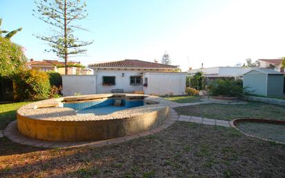 Schwimmbecken von Haus oder Chalet zum verkauf in Almuñécar mit Terrasse
