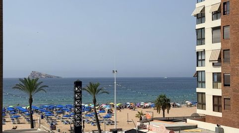 Bonito y amplio piso de 2 dorm. en zona primera línea de Playa de Levante  www.inmobiliarialesdunes.com