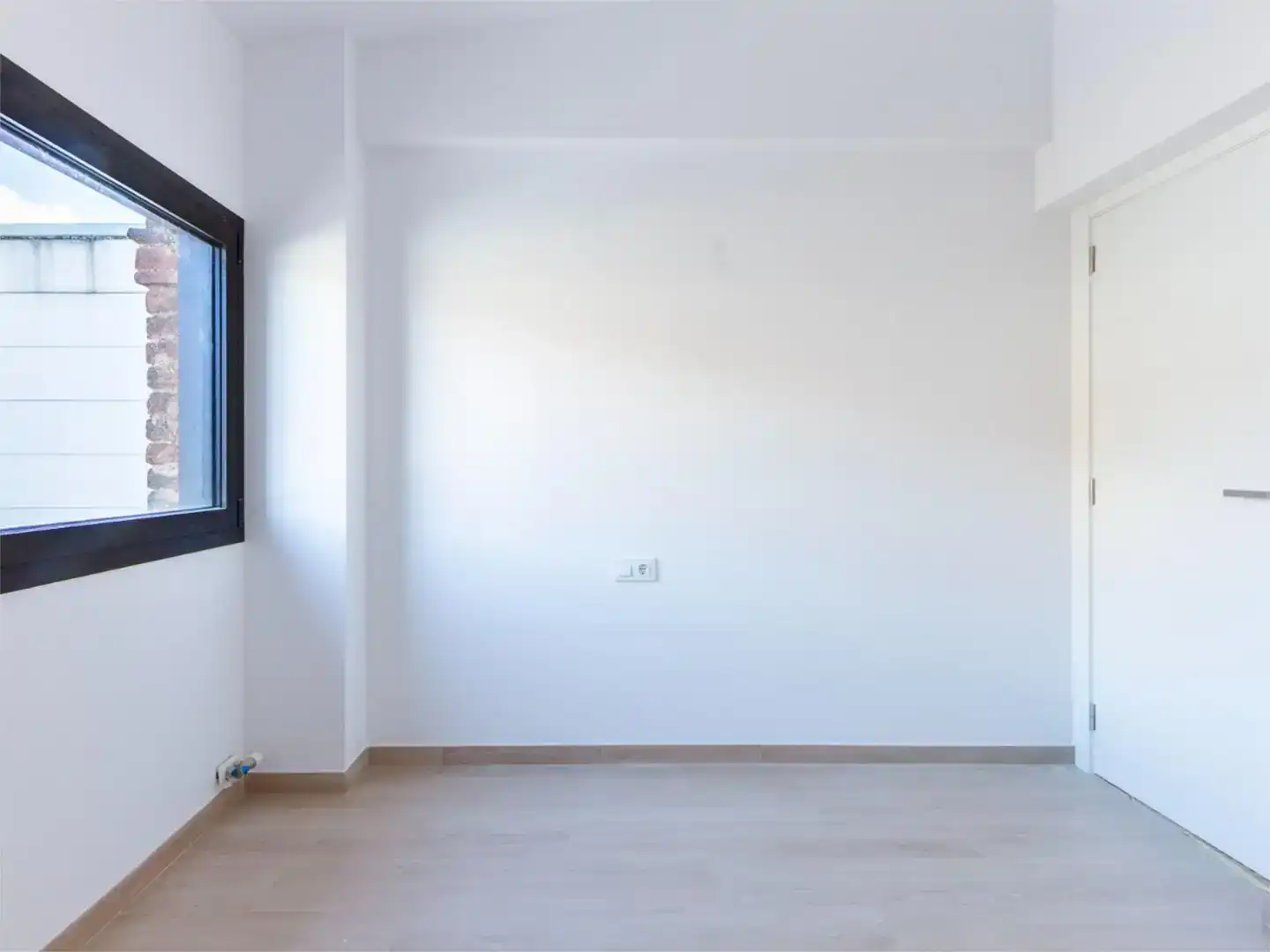 Habitación de Casa adosada en venta en Terrassa