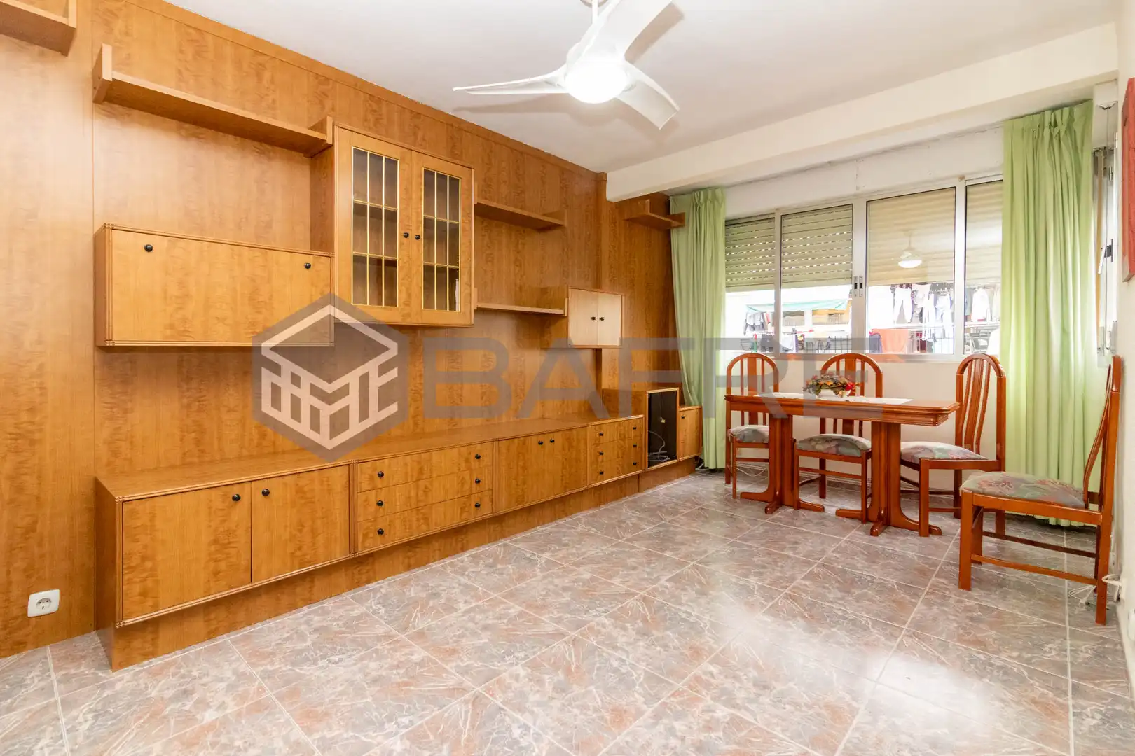 Vista exterior de Pis en venda en Getafe amb Calefacció i Parquet