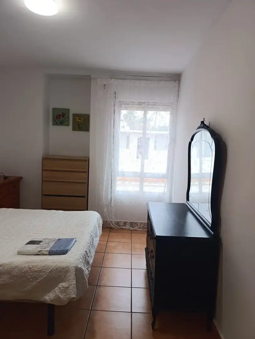Habitación de Apartamento de alquiler en Puente Mayorga - Campamento