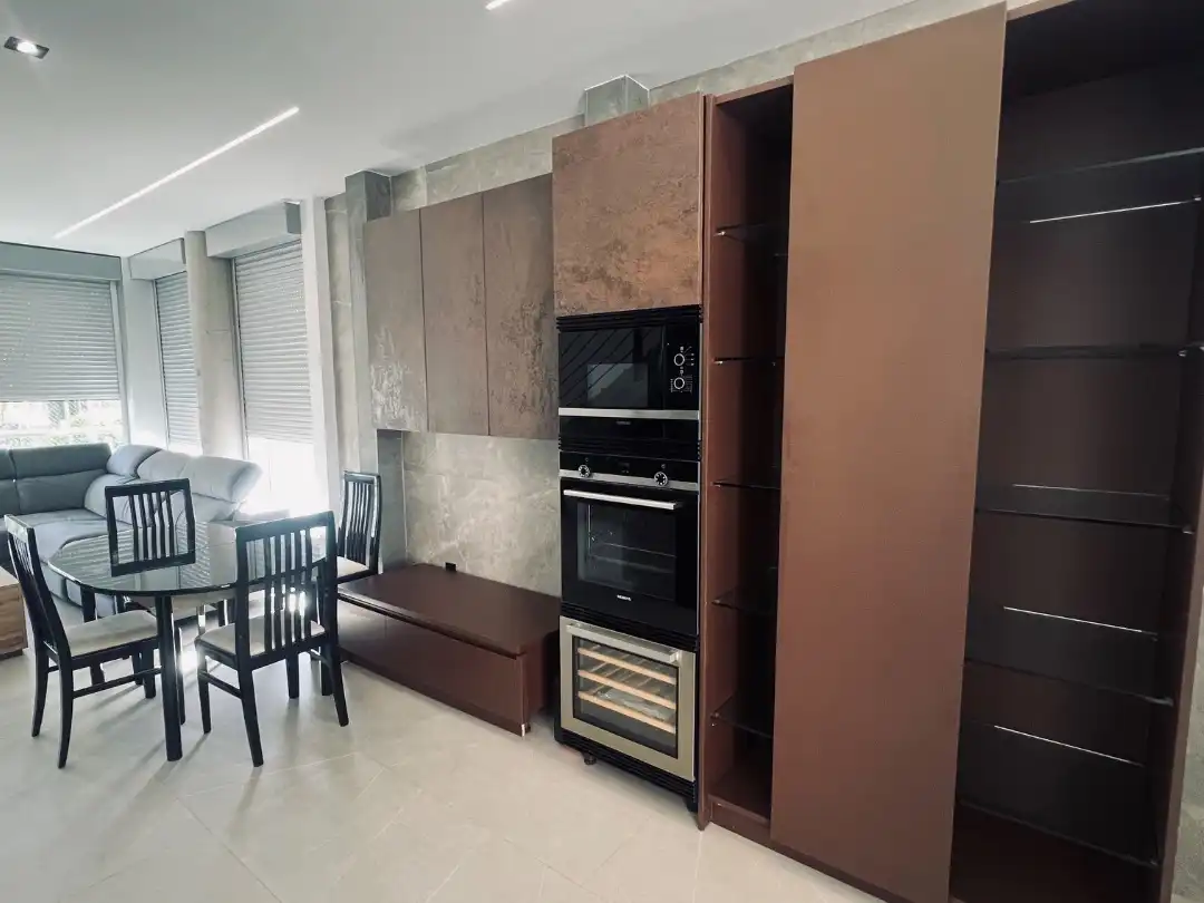 Wohnung zur Miete in Calle Castillo de Fuensaldaña, 4, Europolis