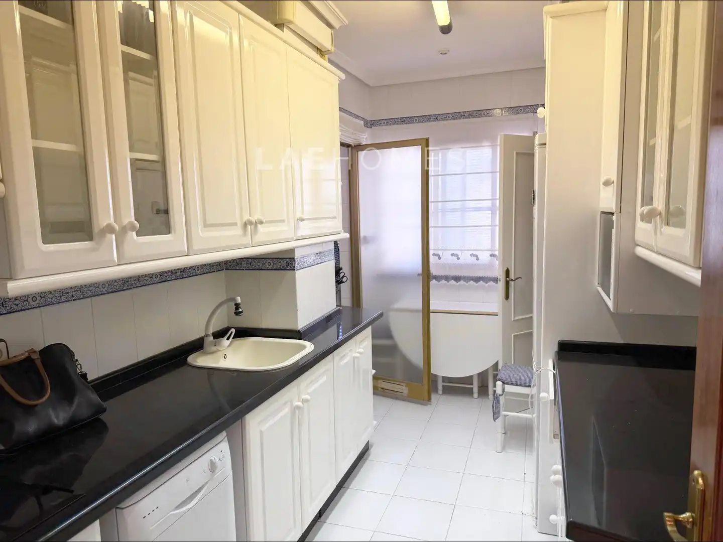 Küche von Maisonette zum Verkauf in Jaén mit Klimaanlage und Balkon