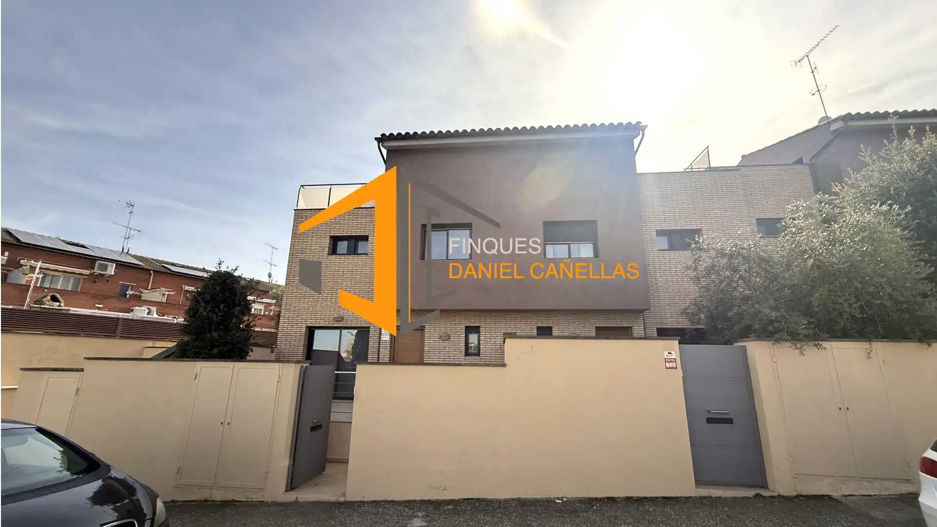 Vista exterior de Casa adosada en venta en Tàrrega con Aire acondicionado, Calefacción y Jardín privado