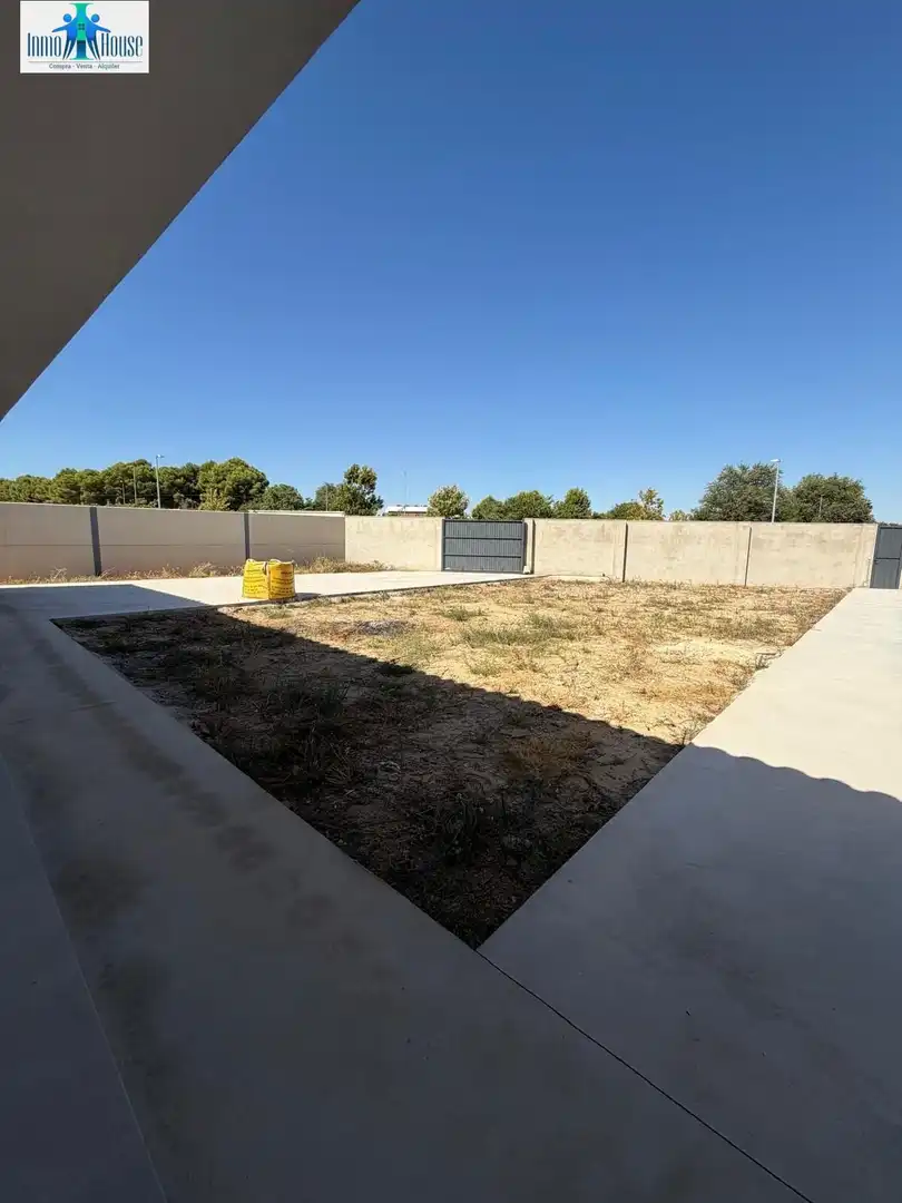 Villa mit Garten zum Verkauf in Pedanías - Extrarradio, imagen 14