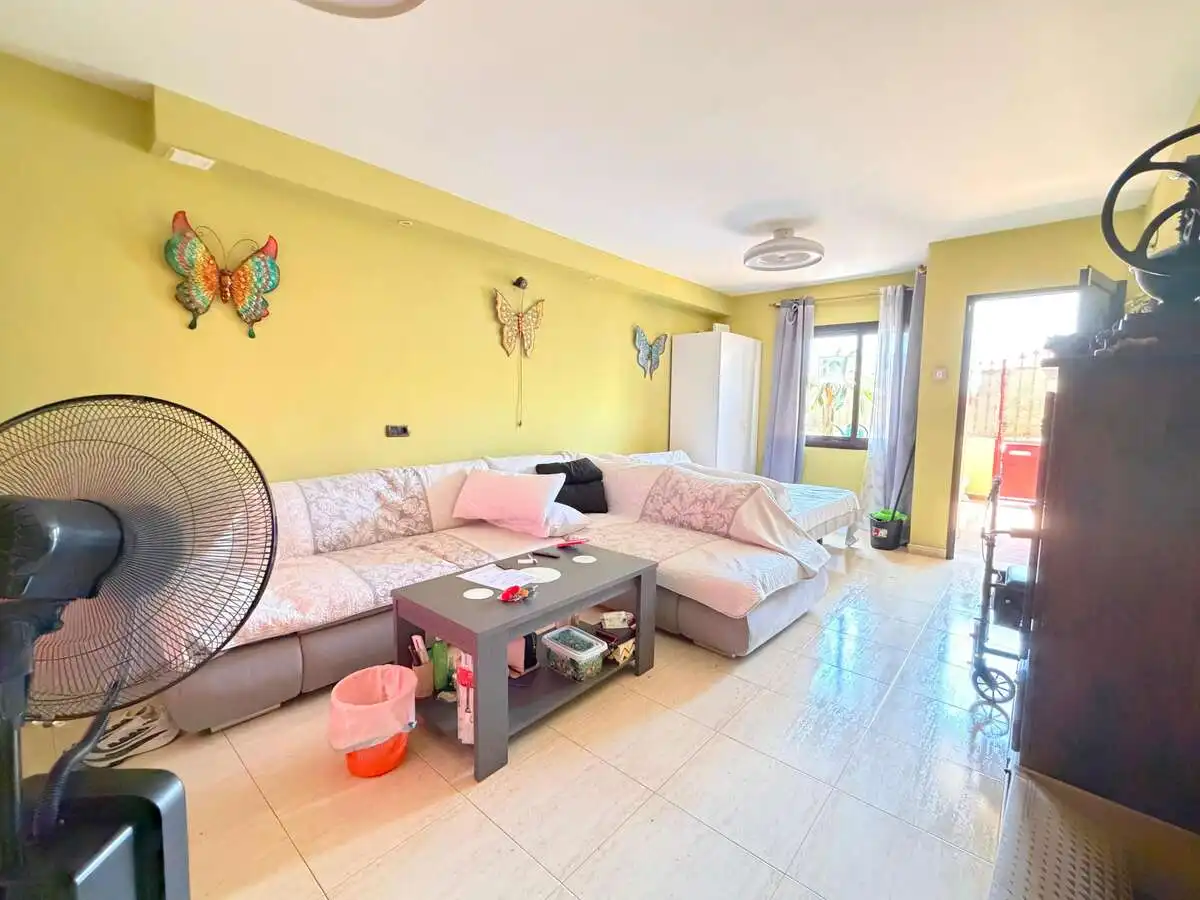 Sala d'estar de Dúplex en venda en Arrecife amb Terrassa, Traster i Moblat