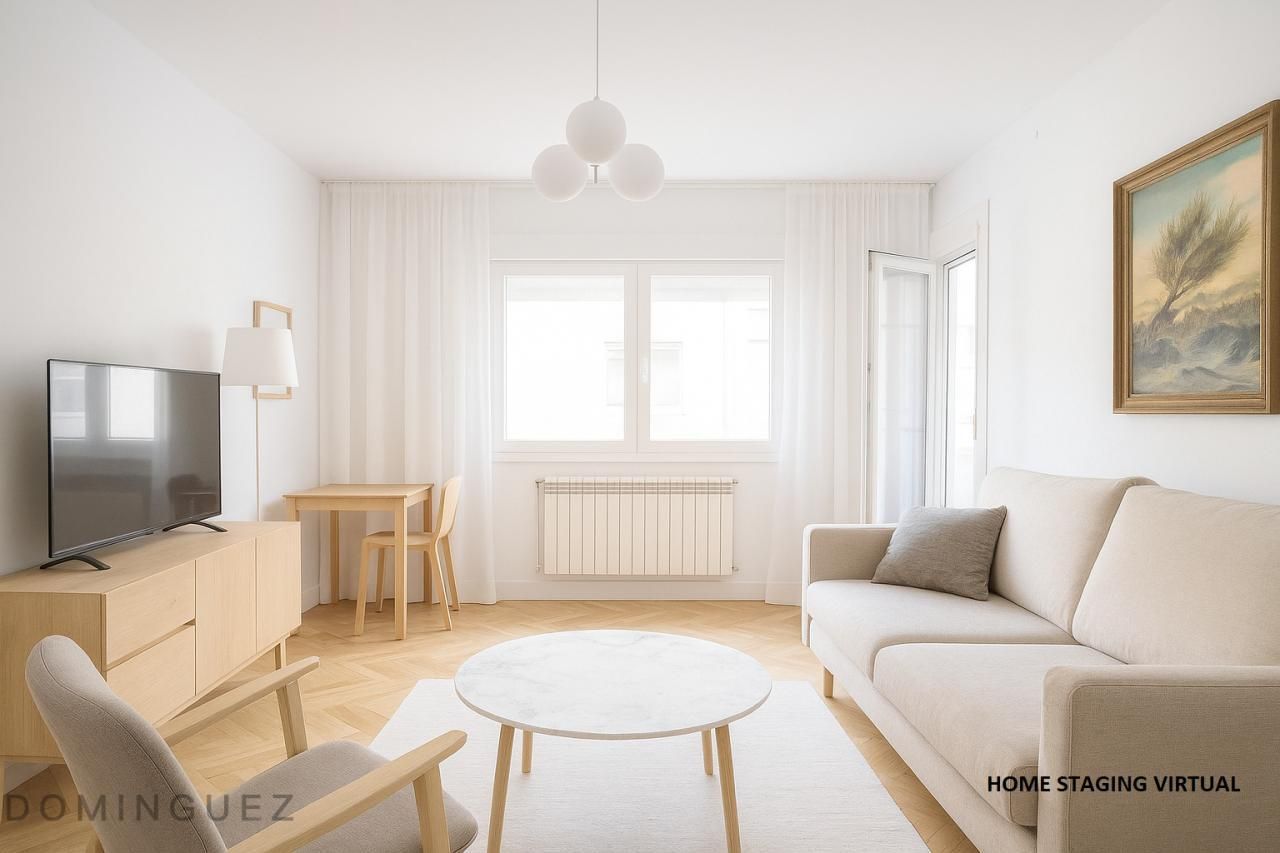 Living room of Flat for sale in Vigo   with Heating, Storage room and Furnished