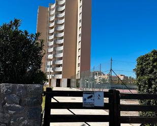 Vista exterior de Pis de lloguer en La Manga del Mar Menor amb Traster, Moblat i Balcó