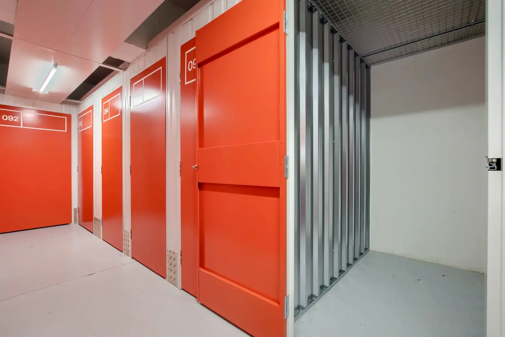 Storage room for rent in Madrid  with Alarm