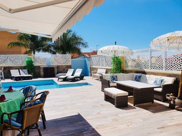 Casa con piscina en venta en Torre del Mar