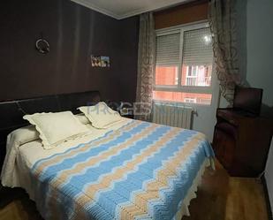 Dormitori de Apartament en venda en León Capital  amb Terrassa