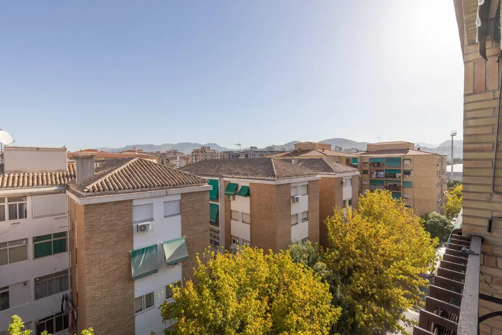 Vista exterior de Pis en venda en Granada amb Aire condicionat, Calefacció i Terrassa