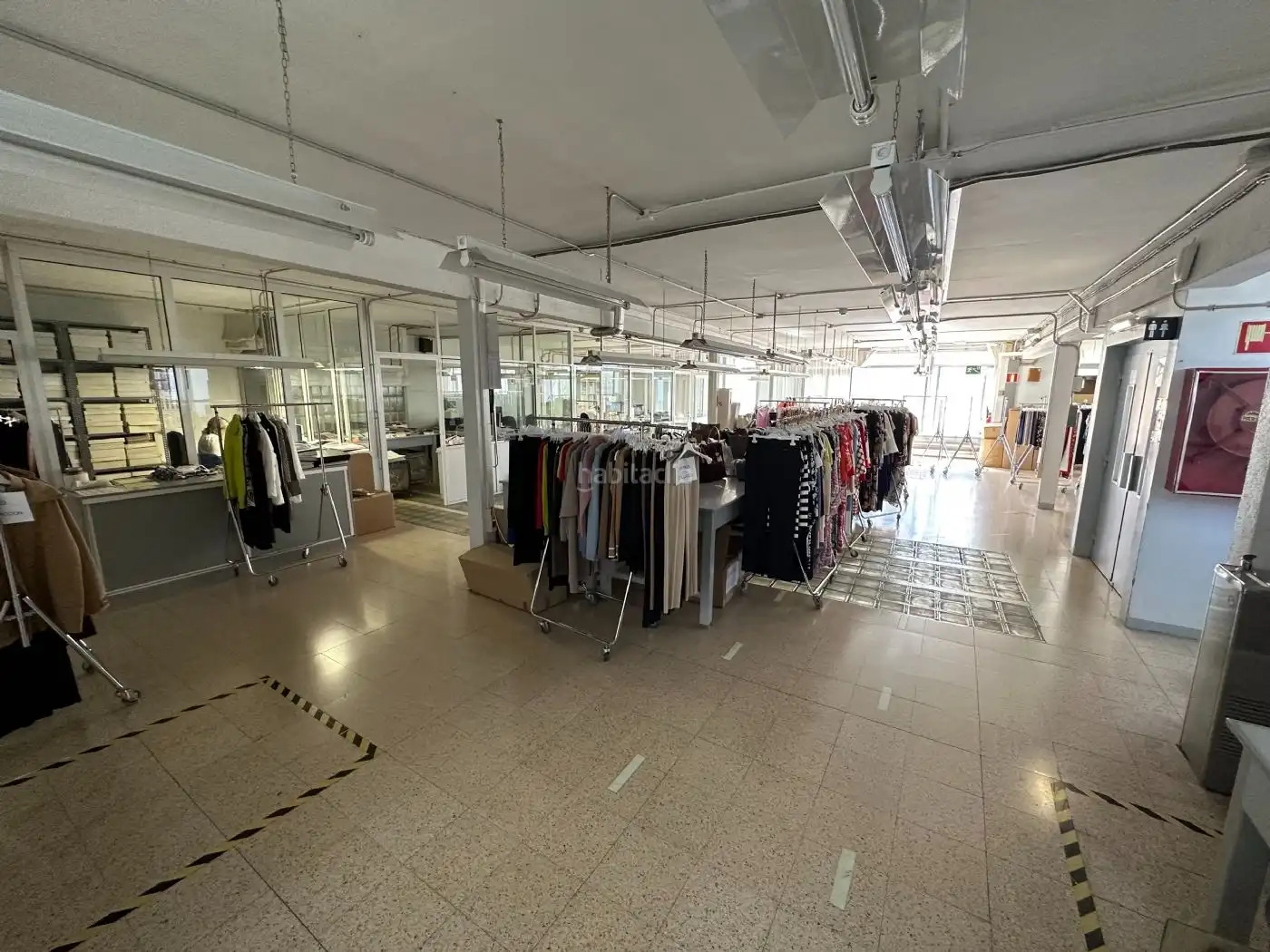 Industrial building for sale in Carrer del Doctor Trueta 14, imagen 21