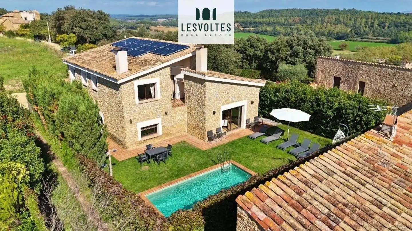 Vista exterior de Casa o chalet en venta en Madremanya, Girona