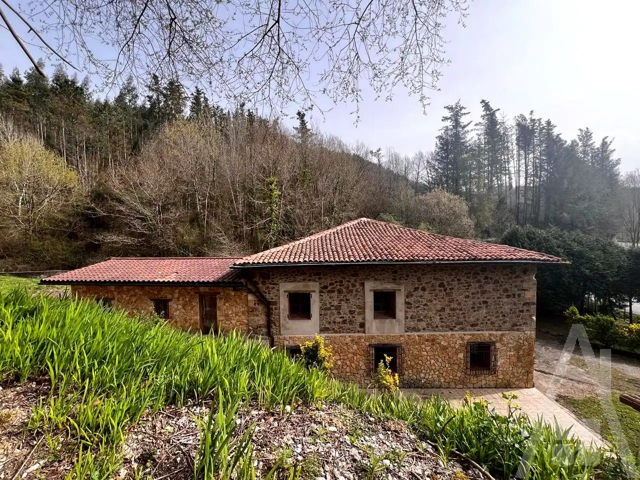 Vista exterior de Casa o xalet en venda en Munitibar-Arbatzegi Gerrikaitz amb Calefacció, Jardí privat i Terrassa