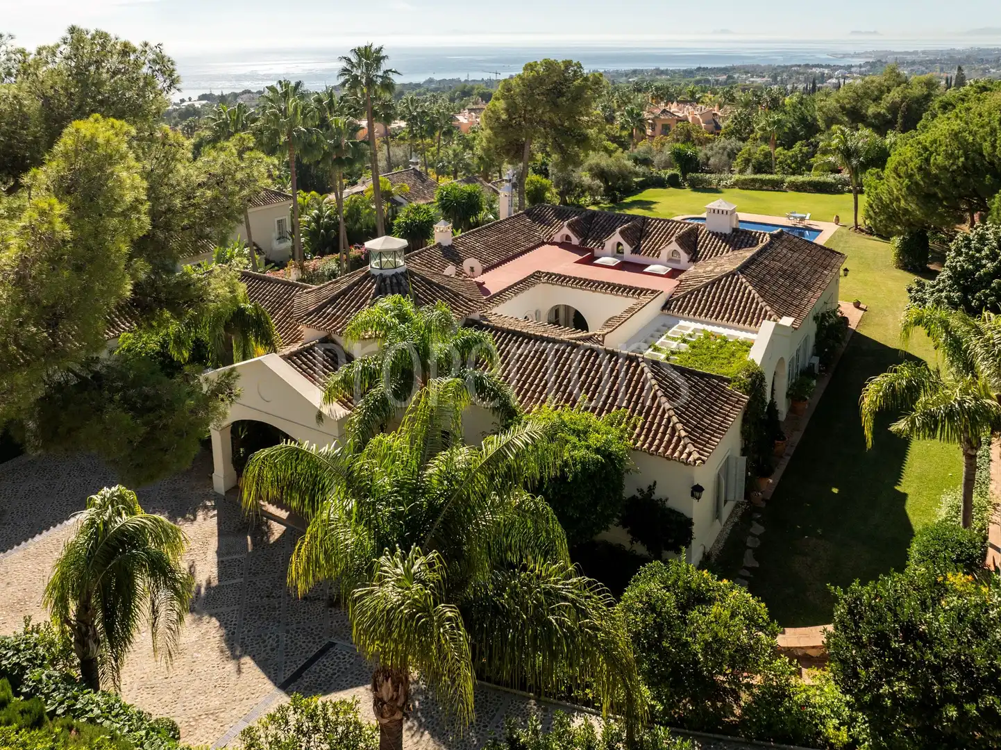 Exterior view of Houses for sale in Marbella
