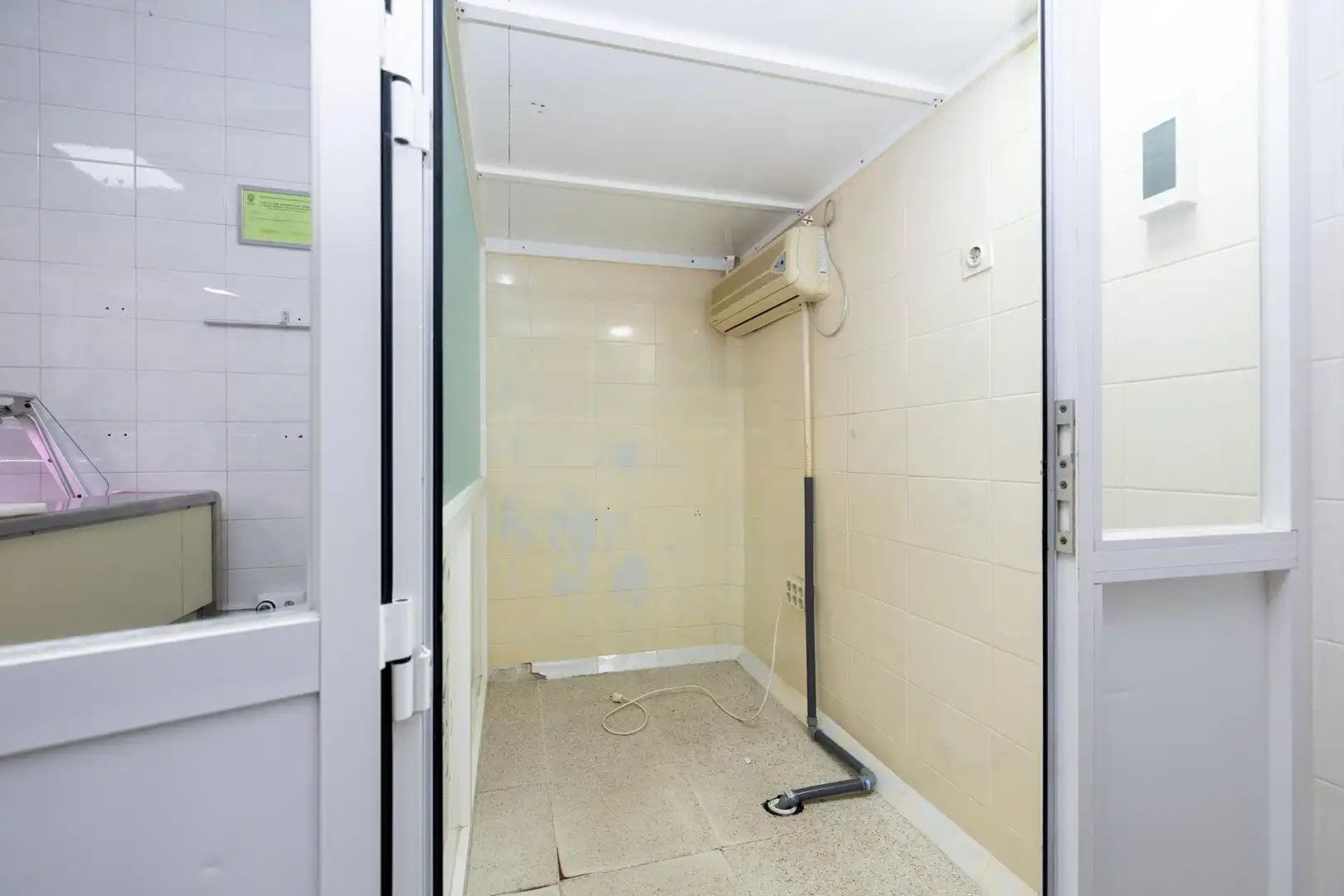 Gewerbefläche zum Verkauf in Avenida de Enrique Martín Cuevas 6, imagen 15