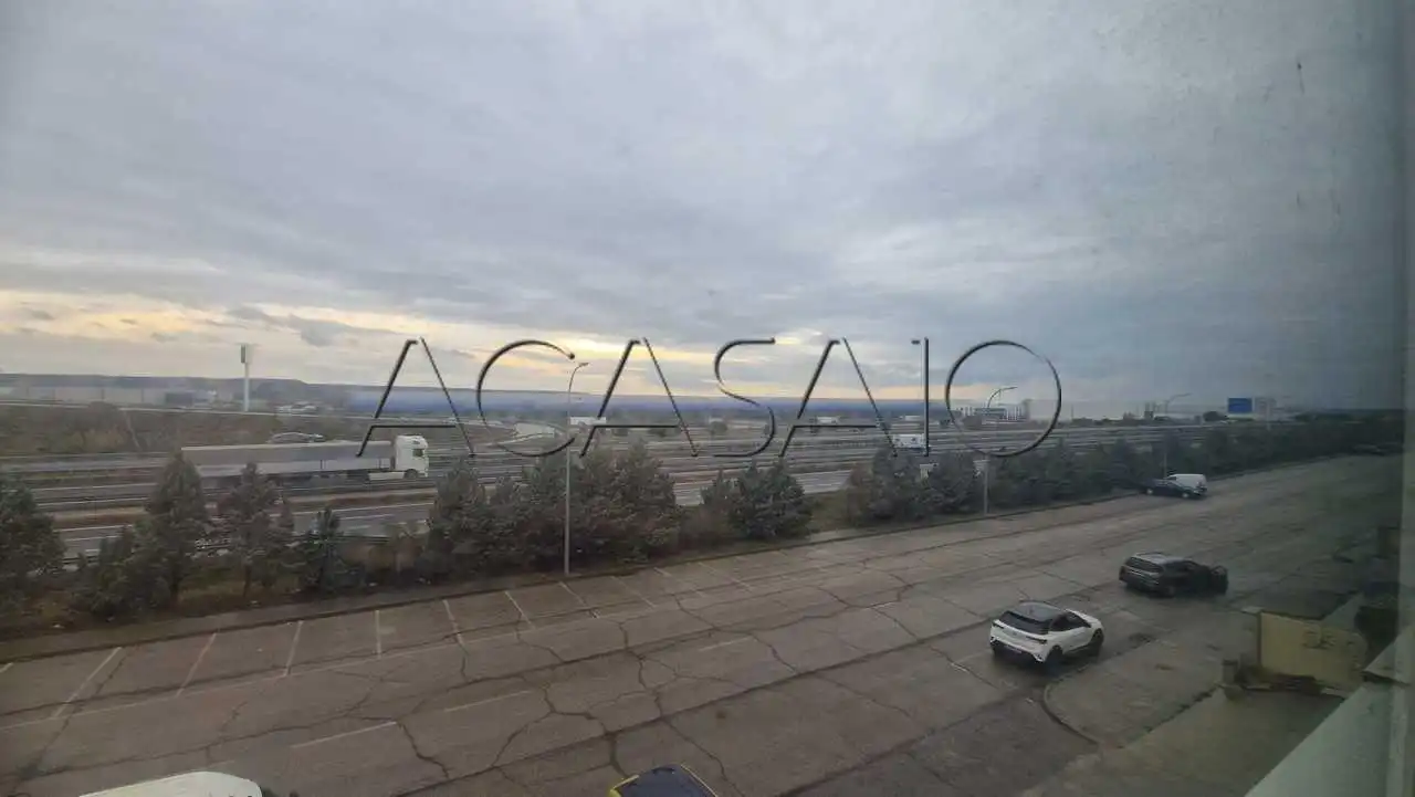 Vista exterior de Nave industrial en venta en Ontígola
