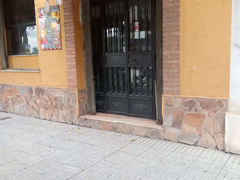 Local en venta en Badajoz