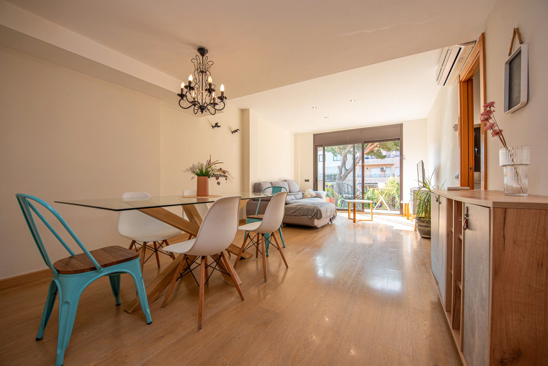 Dining room of Duplex for sale in Sant Feliu de Guíxols  with Air Conditioner, Heating and Parquet flooring