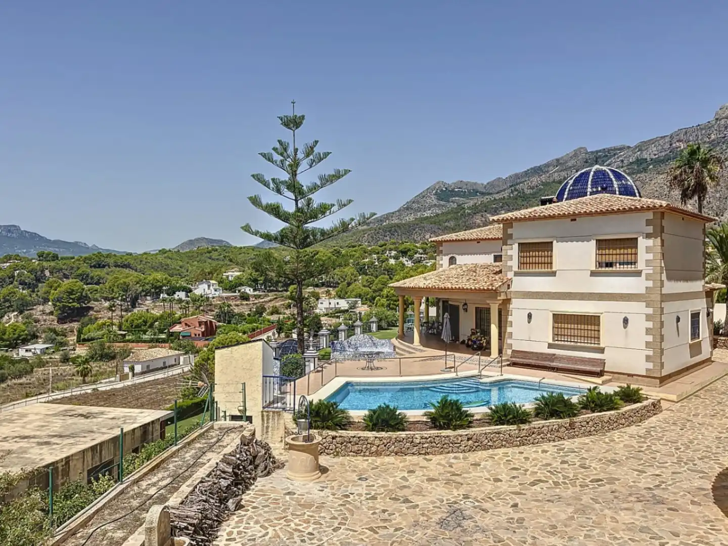Chalet con piscina en venta en Altea ciudad