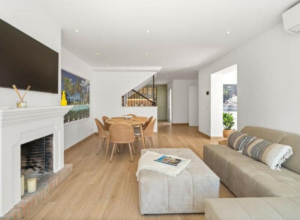 Sala de estar de Casa adosada en venta en Marbella con Aire acondicionado, Jardín privado y Terraza