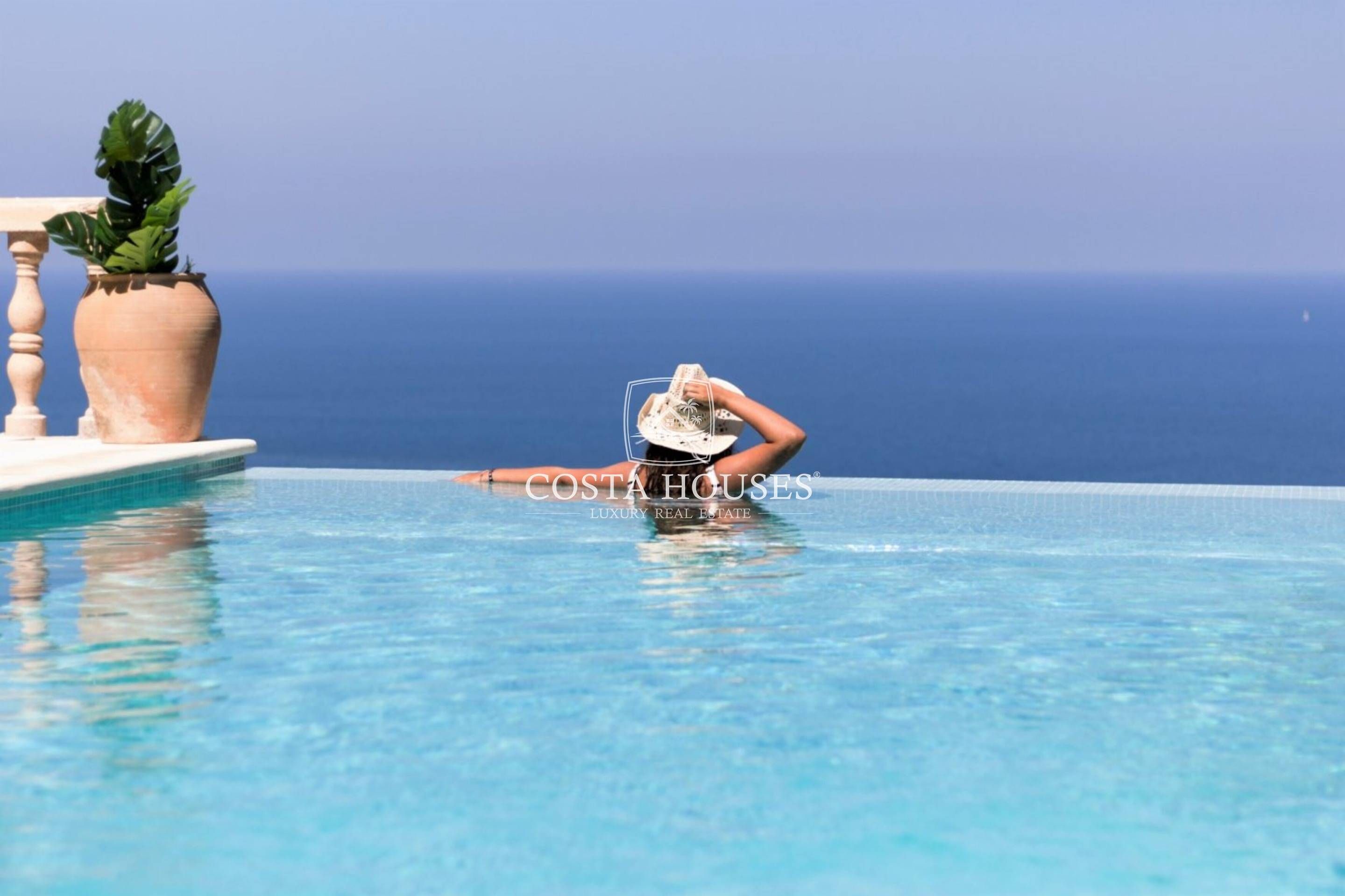 Swimming pool of House or chalet for sale in Jávea / Xàbia  with Air Conditioner, Heating and Private garden