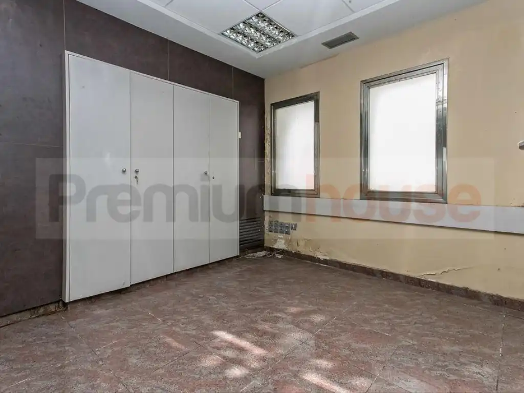Business premises for sale in Calle de Mossèn Jacint Verdaguer, imagen 3