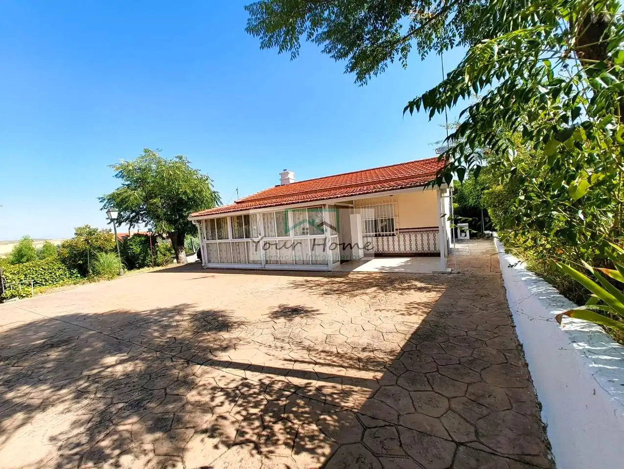 Vista exterior de Casa o xalet en venda en Valdeavero amb Aire condicionat, Calefacció i Jardí privat