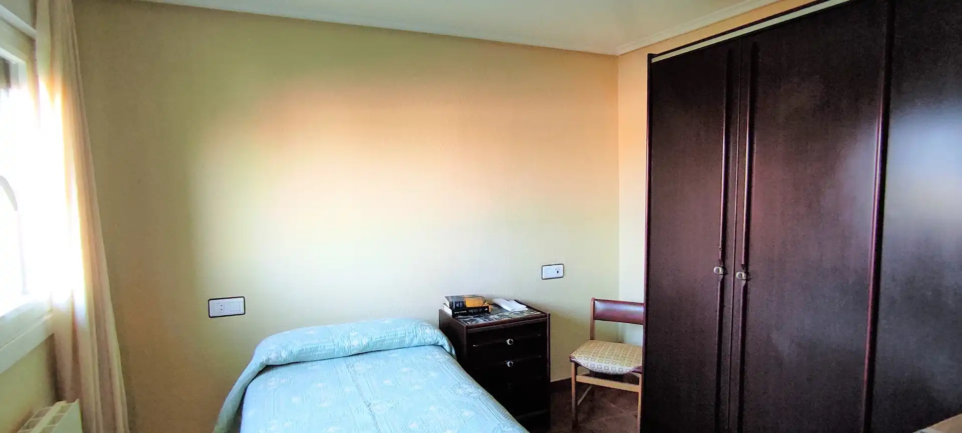 Habitación de Casa adosada en venta en Valle de Trápaga-Trapagaran con Calefacción, Jardín privado y Terraza