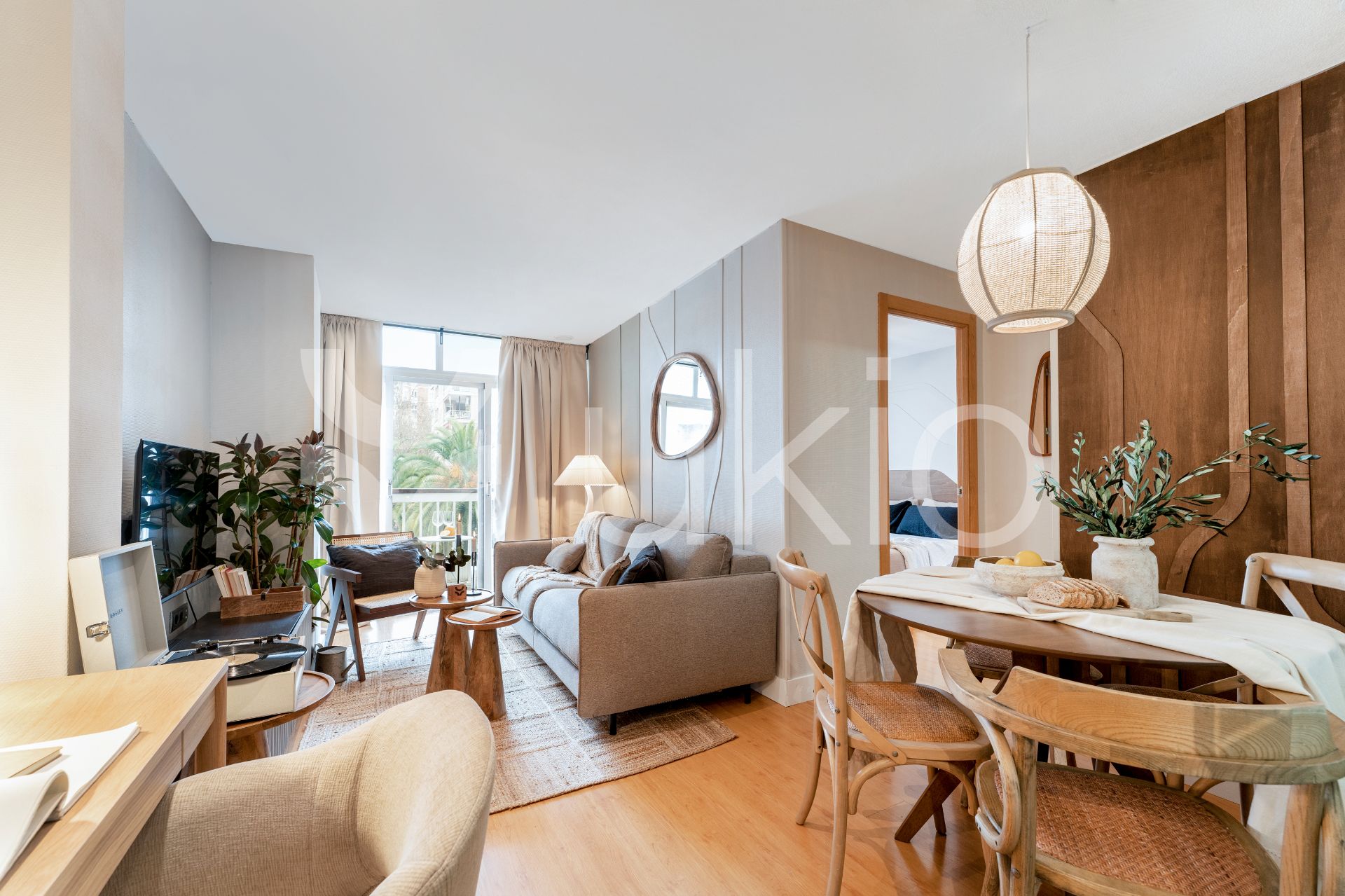 Living room of Flat to rent in  Madrid Capital  with Air Conditioner, Heating and Furnished