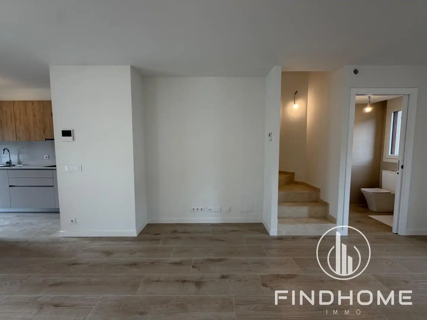 Casa aparellada amb terrassa en venda a Avinguda Fernando Laparte, imagen 2