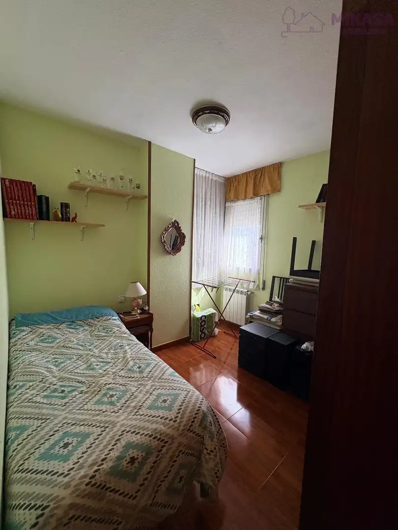 Schlafzimmer von Wohnung zur Miete in Hortaleza