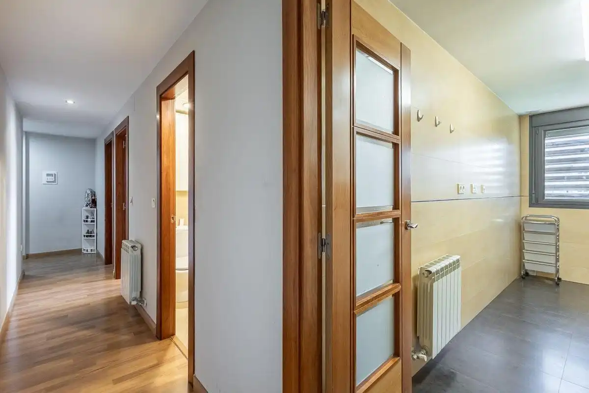 Flat for sale in Granada  with Air Conditioner, Heating and Jacuzzi