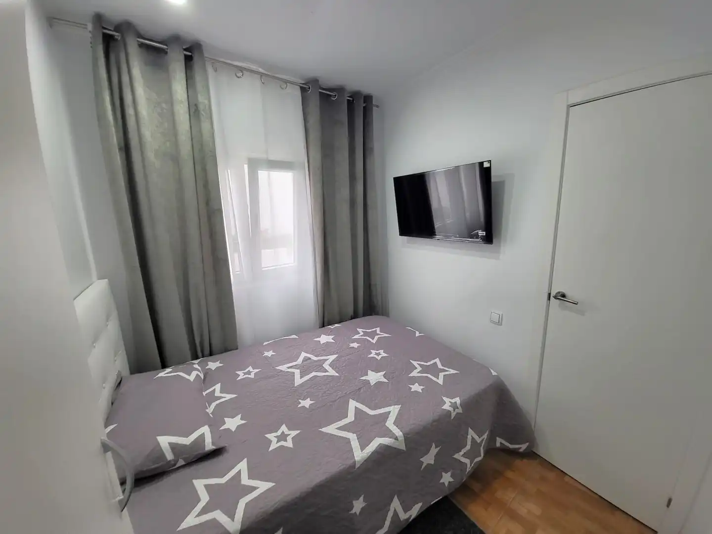 Habitación de Finca rústica en venta en Blanes con Aire acondicionado, Calefacción y Amueblado