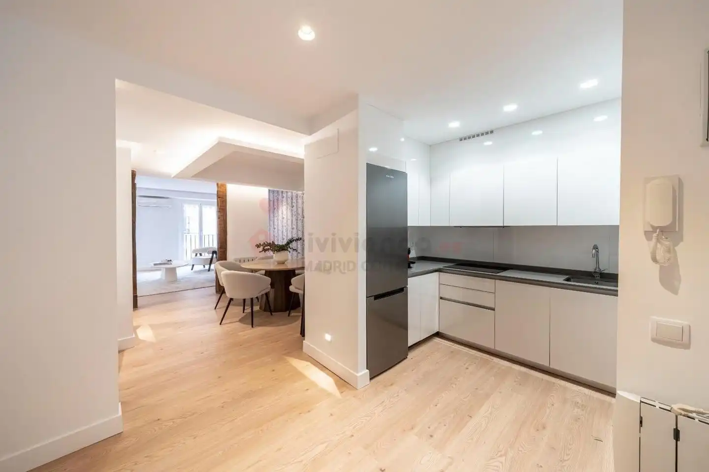Piso con terraza en venta en Calle de Pérez Galdós, imagen 18