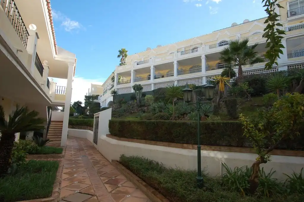 Home with pool for sale in Nueva Andalucía, imagen 12
