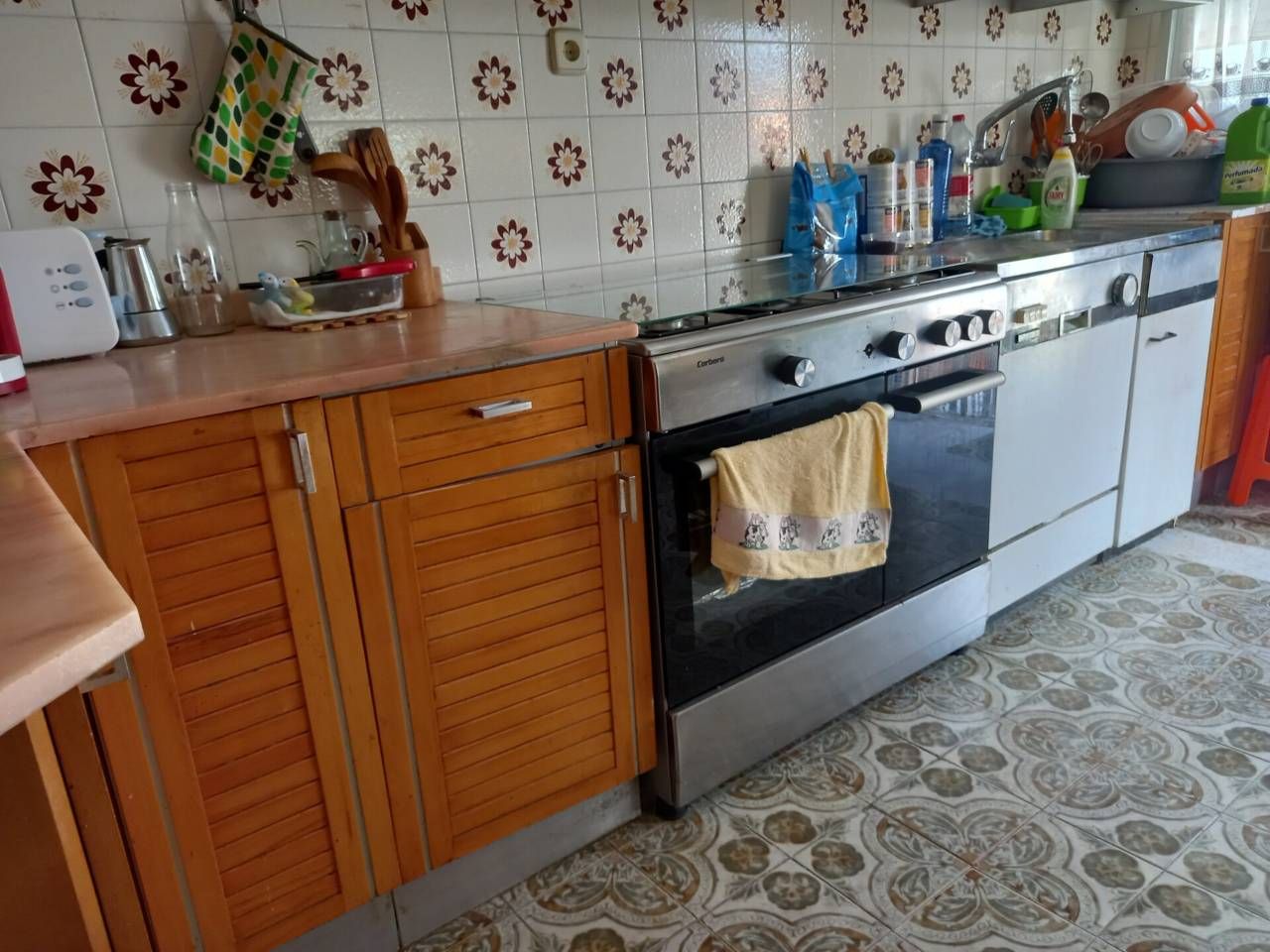 Cuina de Casa o xalet en venda en Vélez-Málaga amb Jardí privat i Terrassa