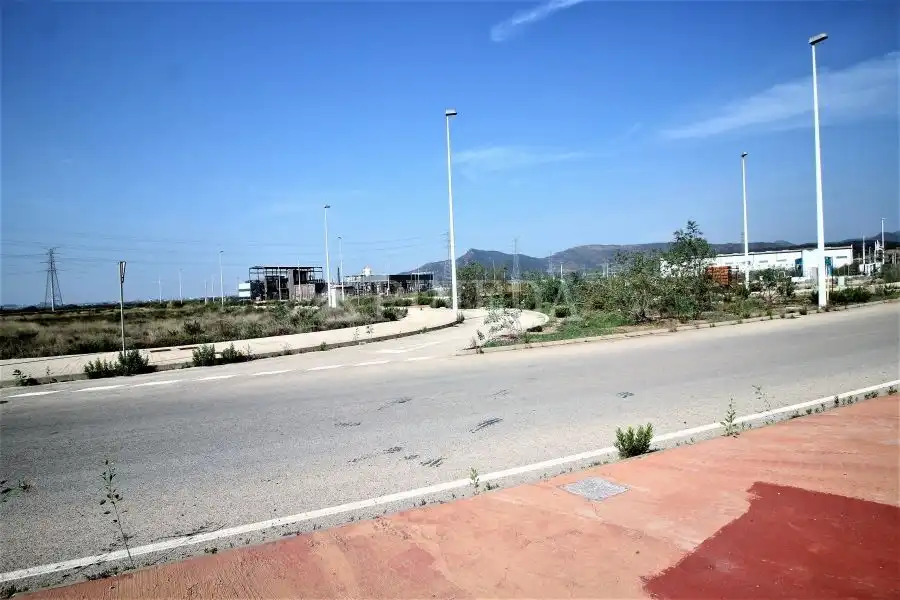 Terreny industrial en venda en Sagunto / Sagunt