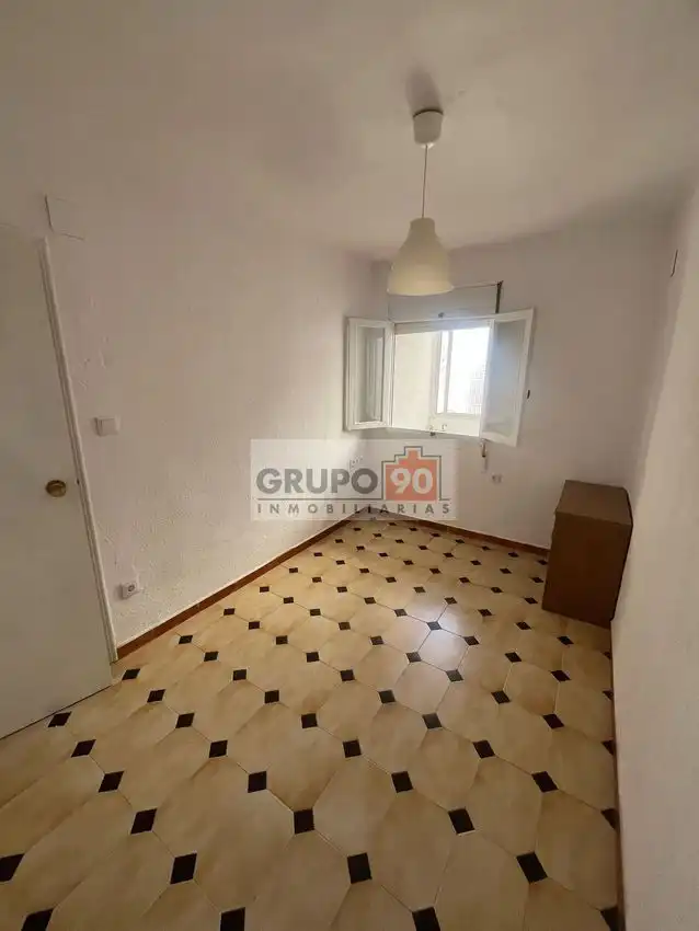 Habitación de Piso en venta en Godella con Terraza y Balcón