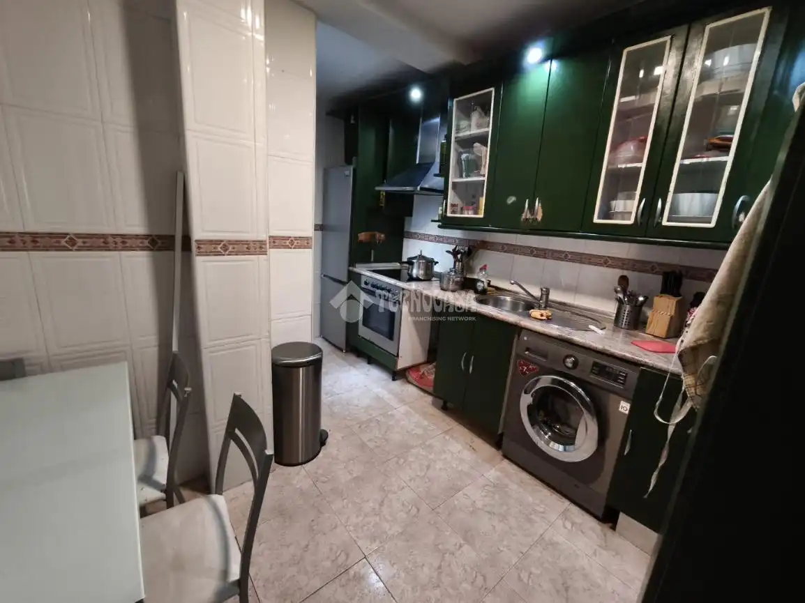 Kitchen of Flat for sale in Parla  with Heating